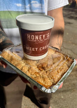 Load image into Gallery viewer, Caramel Apple Crumble with Sweet Cream ••• PRE-ORDER
